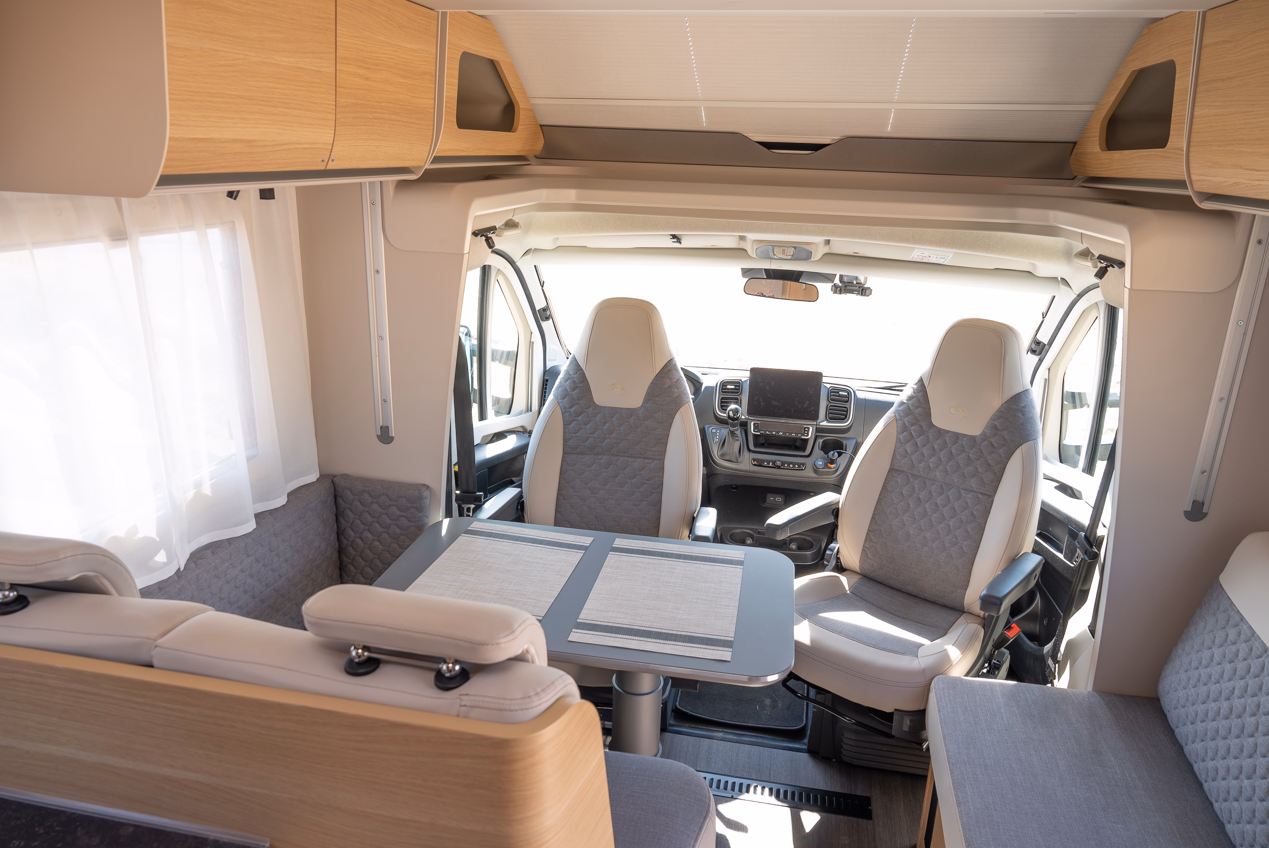 Adria Matrix Axess 650 SL kemperio vidus